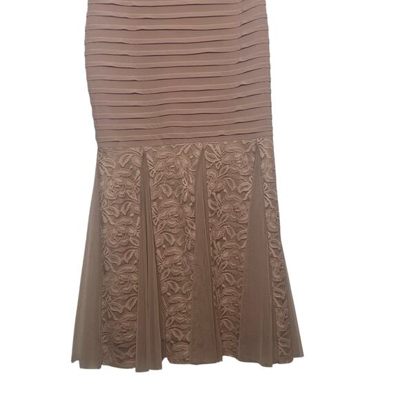 CANDALITE PETITE Sleeveless Lace Floral Evening Dress Mermaid Hem Pink Size LP - Picture 3 of 12